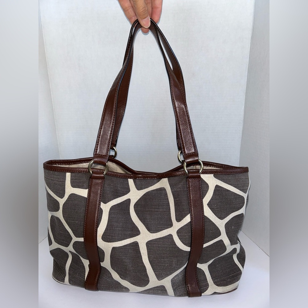Stylish Brown and Cream Giraffe Print Michael Kors Tote Bag - Picture 2 of 5